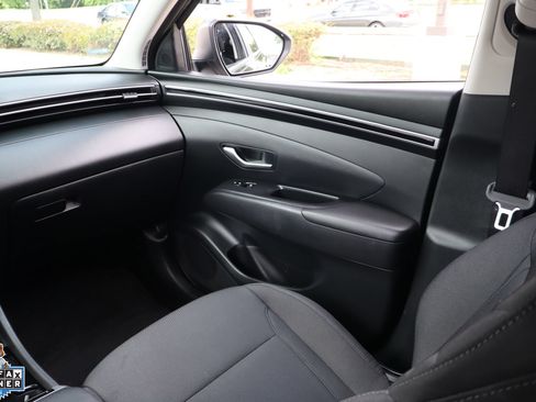 Used 2022 Hyundai Tucson SEL FWD image 22