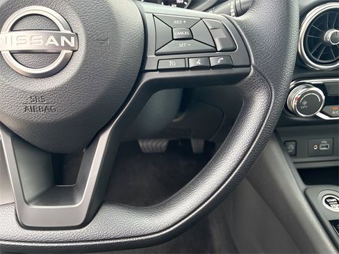 Used 2025 Nissan Sentra S image 23