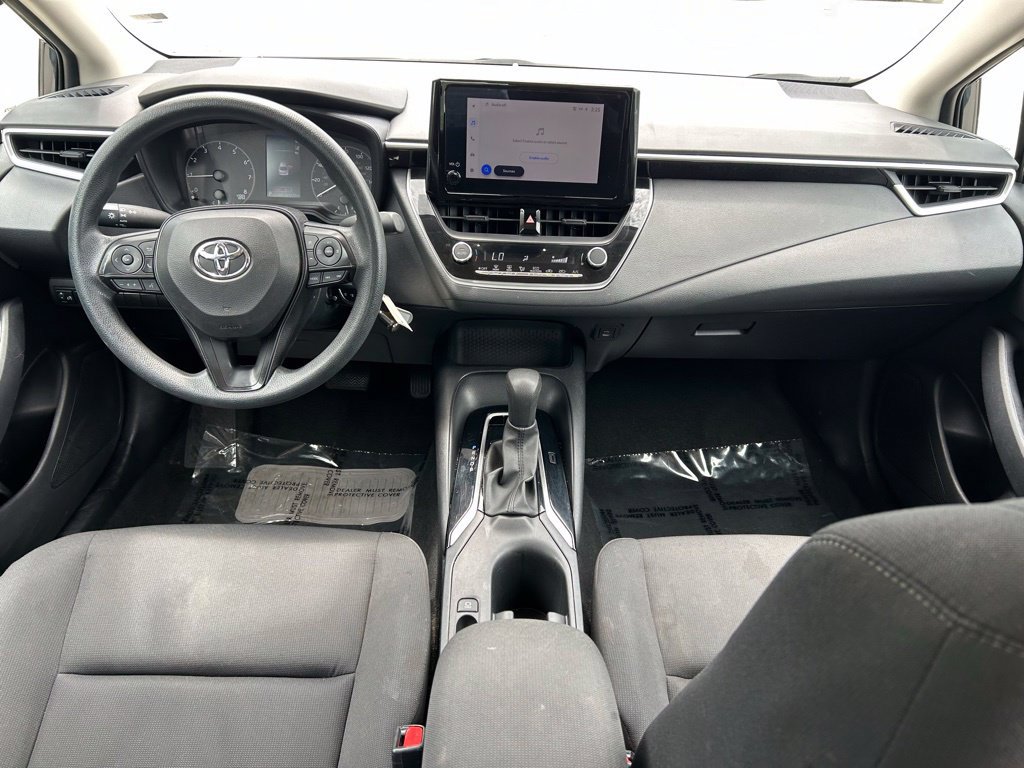 Used 2024 Toyota Corolla LE FWD image 11