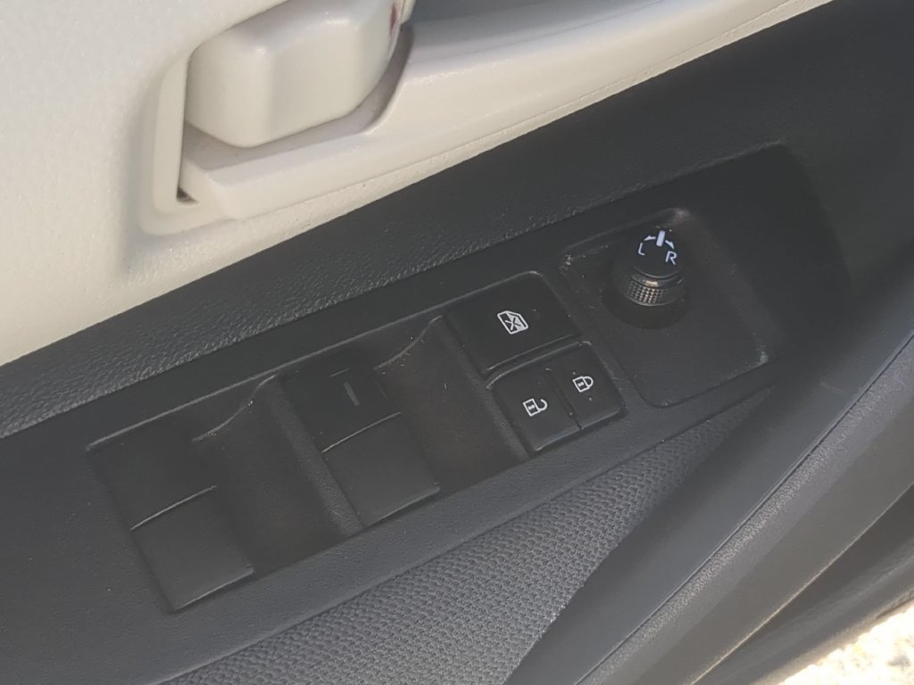 Used 2026 Toyota Corolla LE FWD image 15
