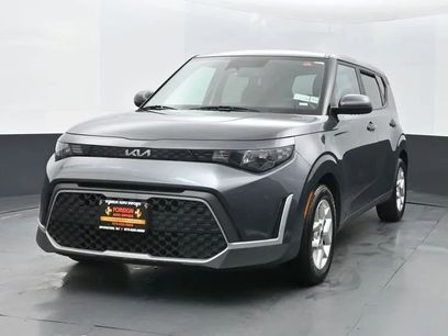 Used 2023 Kia Soul LX w/ Option Group 015