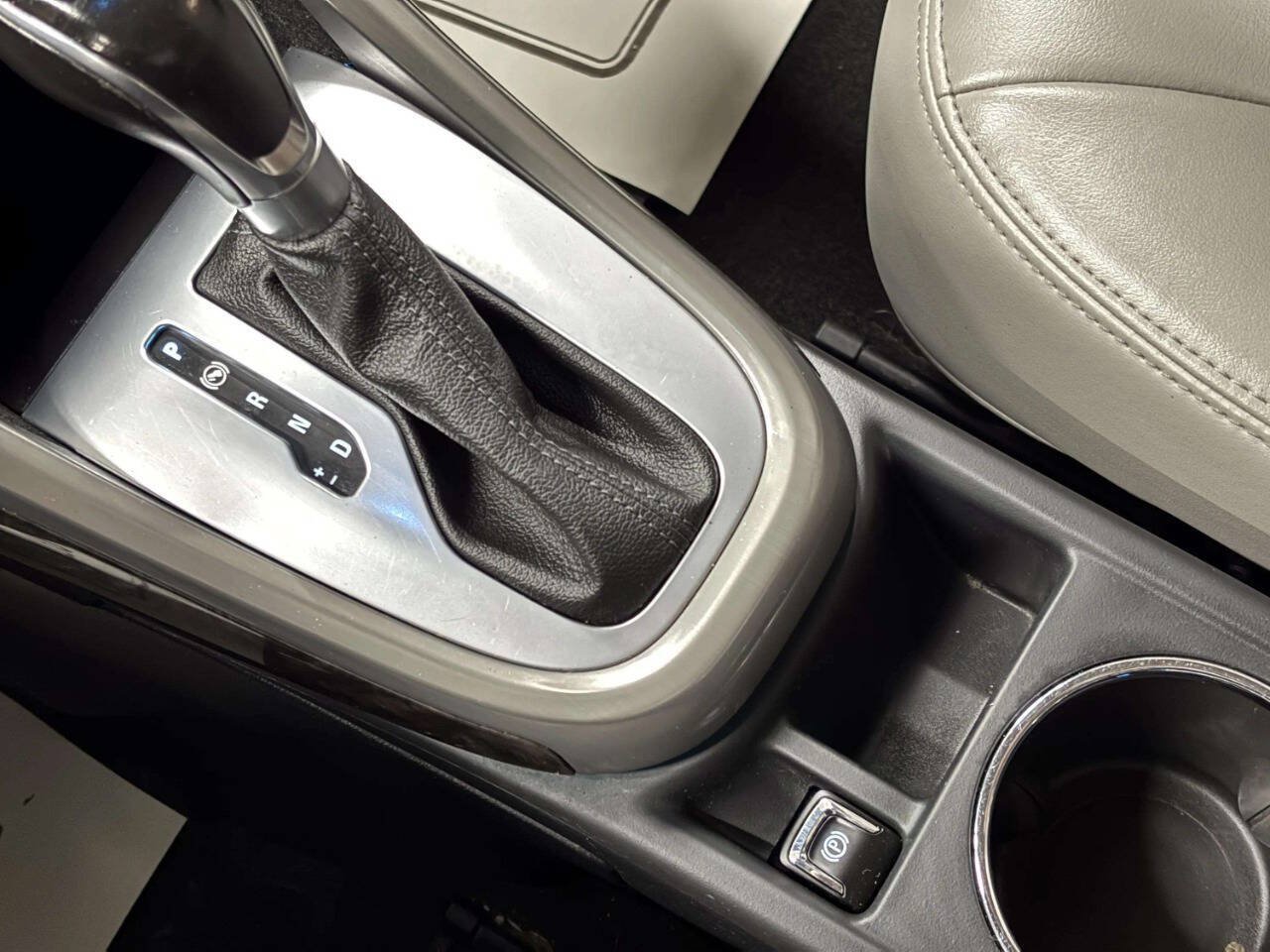 Used 2014 Buick Verano Convenience FWD image 29