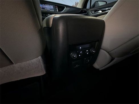 Used 2022 Buick Enclave Premium w/ Experience Buick Package image 20