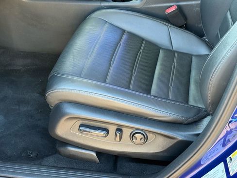 Used 2024 Honda CR-V EX-L image 16