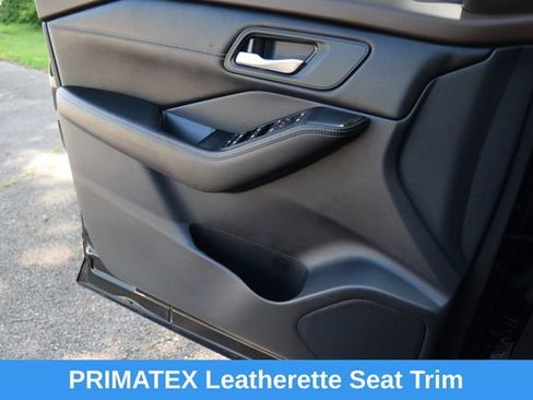 Used 2023 Nissan Rogue SV w/ SV Premium B Package AWD/4WD image 17