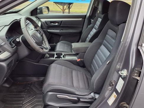 Used 2018 Honda CR-V LX image 11