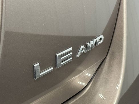 Used 2014 Nissan Murano LE AWD/4WD image 5