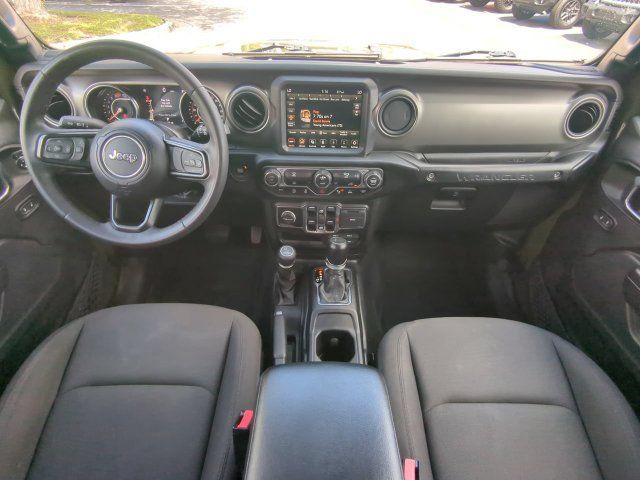 Used 2023 Jeep Wrangler Unlimited Sport w/ Sun And Sound Package AWD/4WD image 17