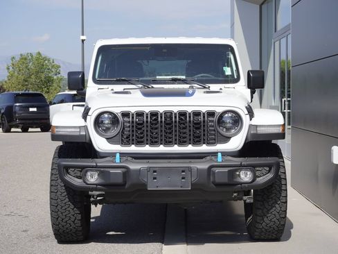 Used 2024 Jeep Wrangler Unlimited Rubicon 4xe AWD/4WD image 5