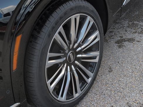 New 2026 Cadillac Vistiq Premium Luxury image 36