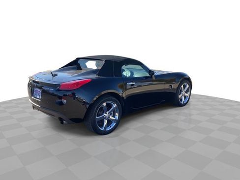 Used 2007 Pontiac Solstice GXP w/ Premium Package image 8