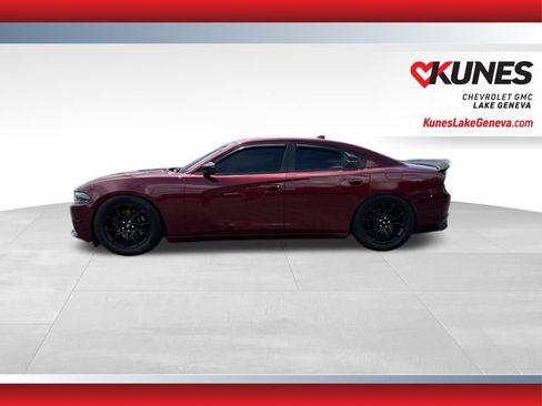 Used 2017 Dodge Charger SXT w/ AWD Plus Group image 9