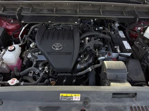 Used 2024 Toyota Highlander XSE image 33