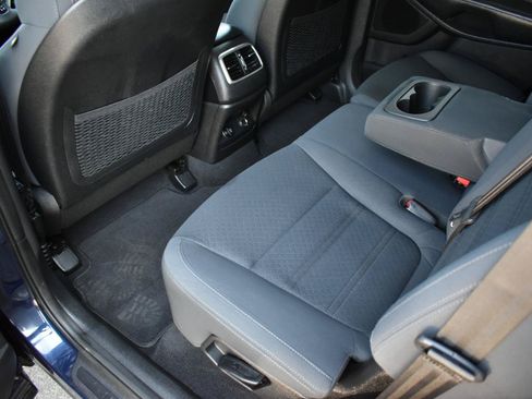 Used 2016 Kia Sorento FWD image 27