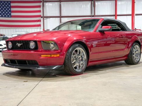 Used 2005 Ford Mustang GT Premium RWD image 20