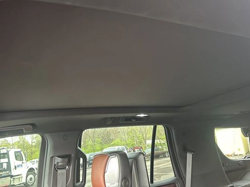 Used 2023 GMC Yukon Denali Ultimate image 19