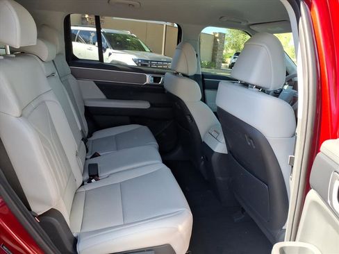 New 2026 Hyundai Santa Fe SEL image 9