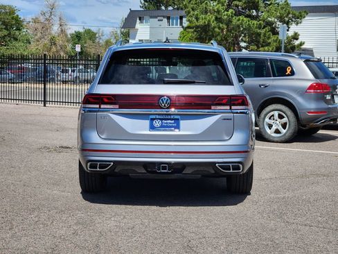 Used 2025 Volkswagen Atlas SEL Premium R-Line AWD/4WD image 6