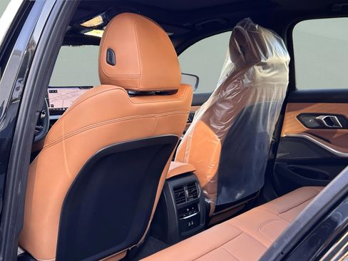 Used 2026 BMW 330i Sedan w/ Premium Package image 26