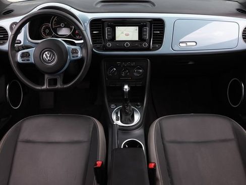 Used 2013 Volkswagen Beetle 2.5 Fender FWD image 24