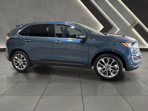 Used 2016 Ford Edge Titanium w/ Technology Package AWD/4WD image 2