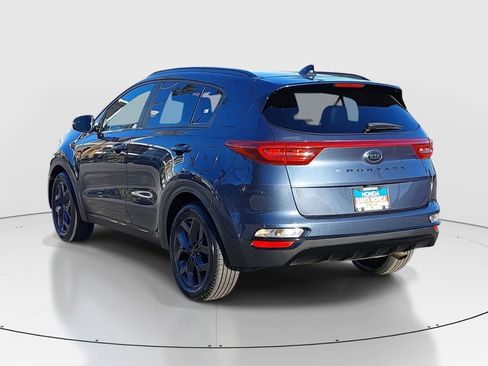 Used 2022 Kia Sportage Nightfall Edition image 7