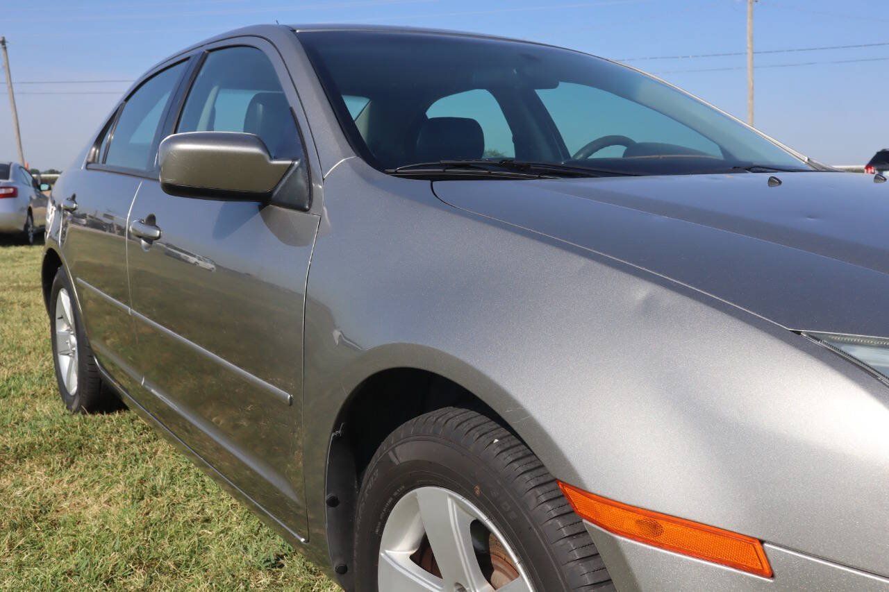 Used 2008 Ford Fusion SE FWD image 21
