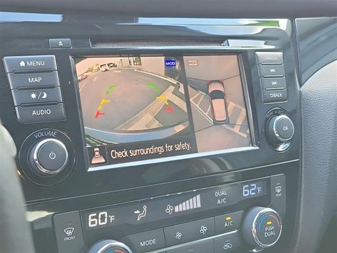 Used 2019 Nissan Rogue Sport SV w/ Technology Package FWD image 21