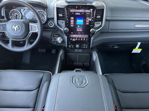 New 2026 RAM 1500 Laramie AWD/4WD image 12