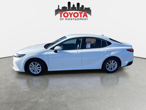 New 2026 Toyota Camry LE FWD image 3