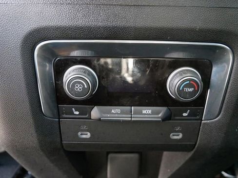 Used 2023 Chevrolet Tahoe Z71 w/ Luxury Package image 13