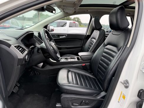 Certified 2024 Ford Edge SEL w/ Convenience Package AWD/4WD image 11
