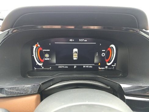 Used 2023 Nissan Pathfinder Platinum w/ Cargo Package image 11