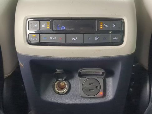 Used 2024 Hyundai Palisade Calligraphy FWD image 18