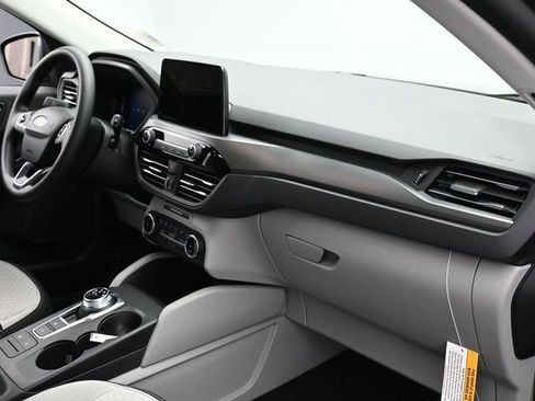 New 2026 Ford Escape Active image 29