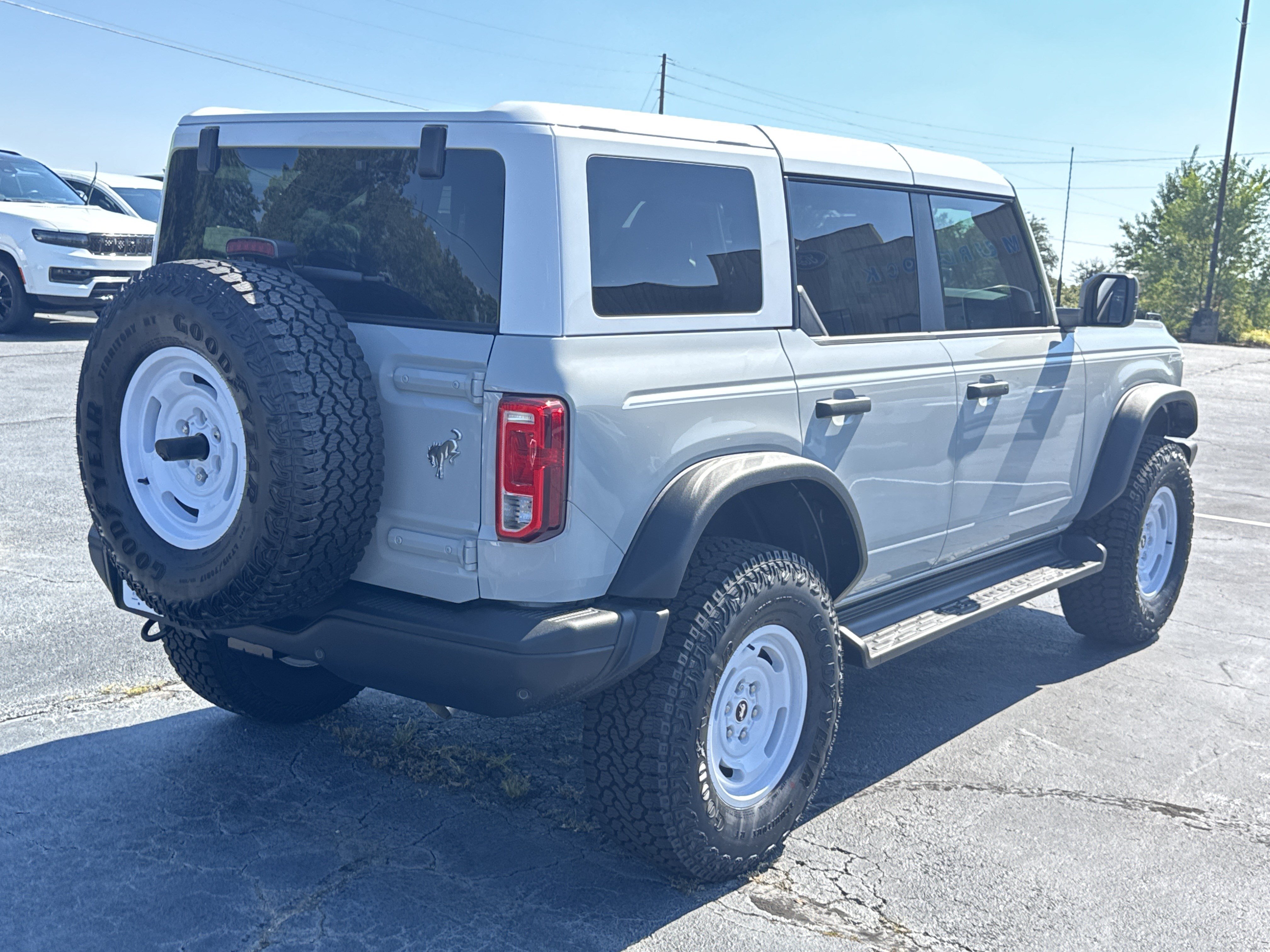 New 2026 Ford Bronco Heritage Edition AWD/4WD image 5