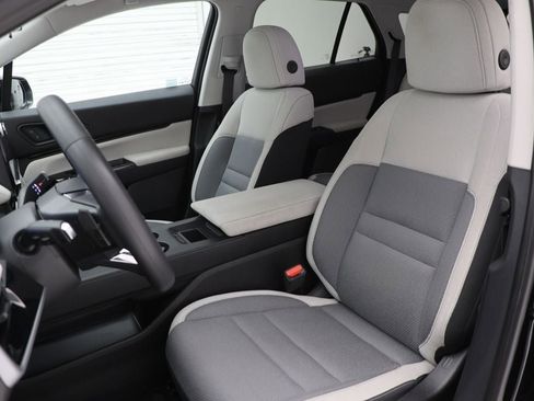 Used 2024 Honda Prologue EX image 15