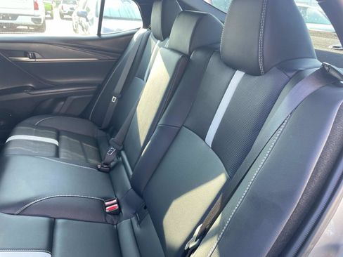 Used 2025 Toyota Camry SE FWD image 11
