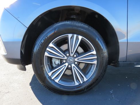 Used 2018 Acura MDX FWD image 40