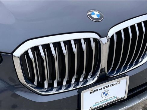 Used 2020 BMW X5 xDrive40i w/ Premium Package image 32