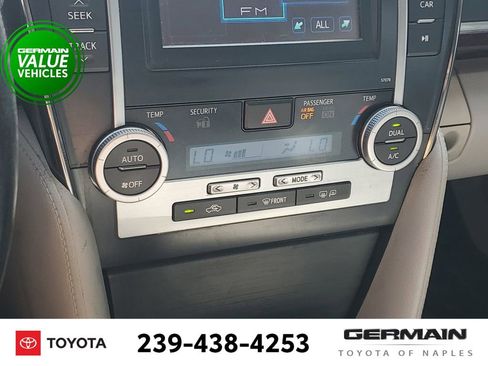 Used 2013 Toyota Camry XLE image 29
