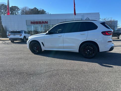 Used 2022 BMW X5 sDrive40i w/ M Sport Package image 6