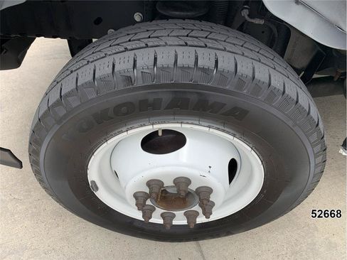 Used 2023 Ford E-450 and Econoline 450 Super Duty w/ Power Windows & Locks Group RWD image 21