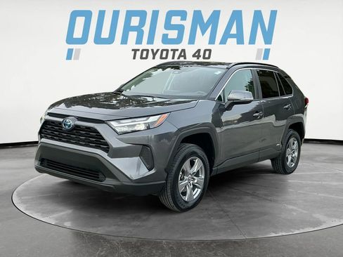 Used 2024 Toyota RAV4 XLE image 3