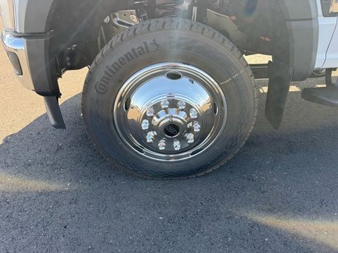 New 2026 Ford F550 4x4 Crew Cab image 16