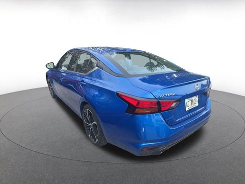 Used 2025 Nissan Altima 2.5 SR image 4