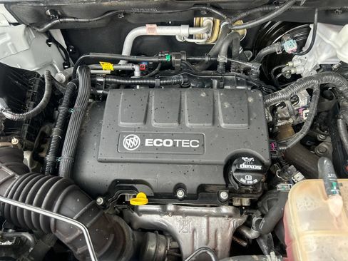 Used 2018 Buick Encore Preferred w/ LPO, Road Trip Package FWD image 22