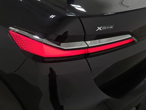 Certified 2023 BMW 760i xDrive image 30