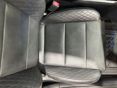 Used 2019 Kia Cadenza Limited image 20