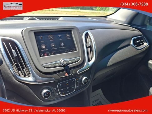 Used 2020 Chevrolet Equinox LT image 12